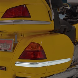 Хромированные молдинги без подсветки, на верхний и боковые кофры