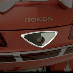 Накладка на замок верхнего кофра, черная (1шт)