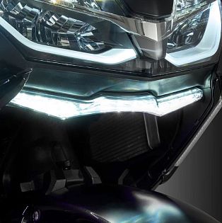 Накладки LED на передний обтекатель (габарит/поворот)