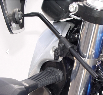 Быстросъемное ветровое стекло Street Shield EX™ с легкой тонировкой (крепеж в комплекте)