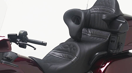 Сиденье + водительская спинка для Goldwing 1800 01-10гг