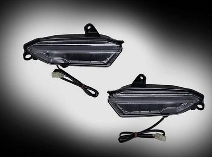 Диодные габариты + бегущие поворотники в заркала (тонированные линзы)