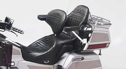 Сиденье + водительская спинка для Goldwing 1500